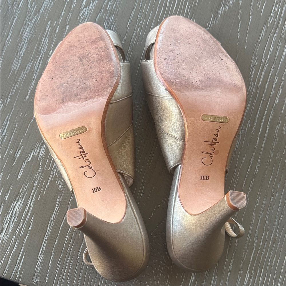 Cole Haan NIKE AIR Elegant Leather Light Pewter Open-Toe Slingback Heels Size 10 - Picture 8 of 12